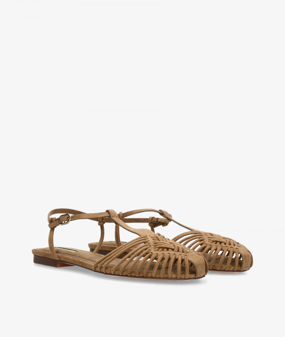 CORINA Dress low heel shoes M6396 in camel