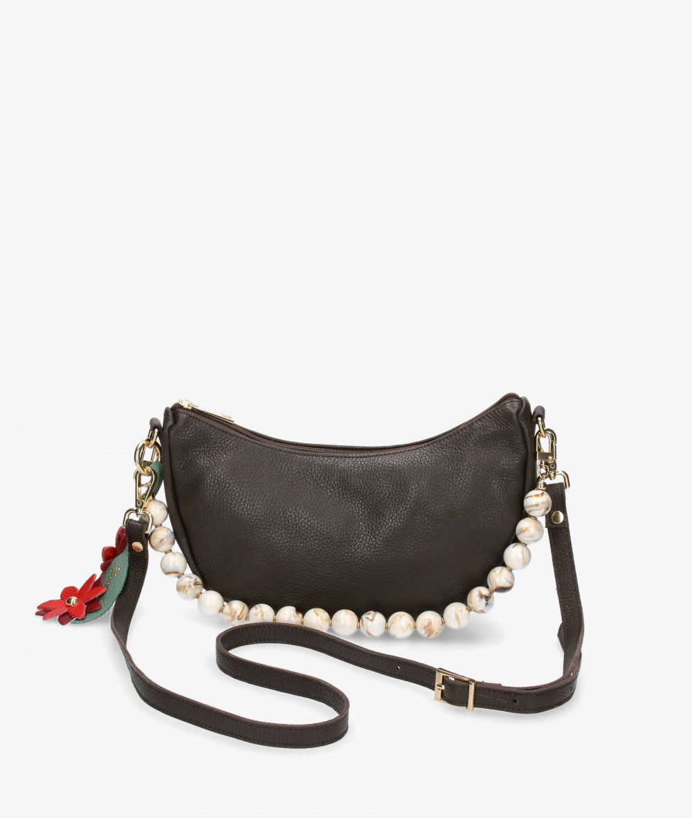 Elevate your look! Our Bag collection a combination of design, quality and comfort for your daily outfits