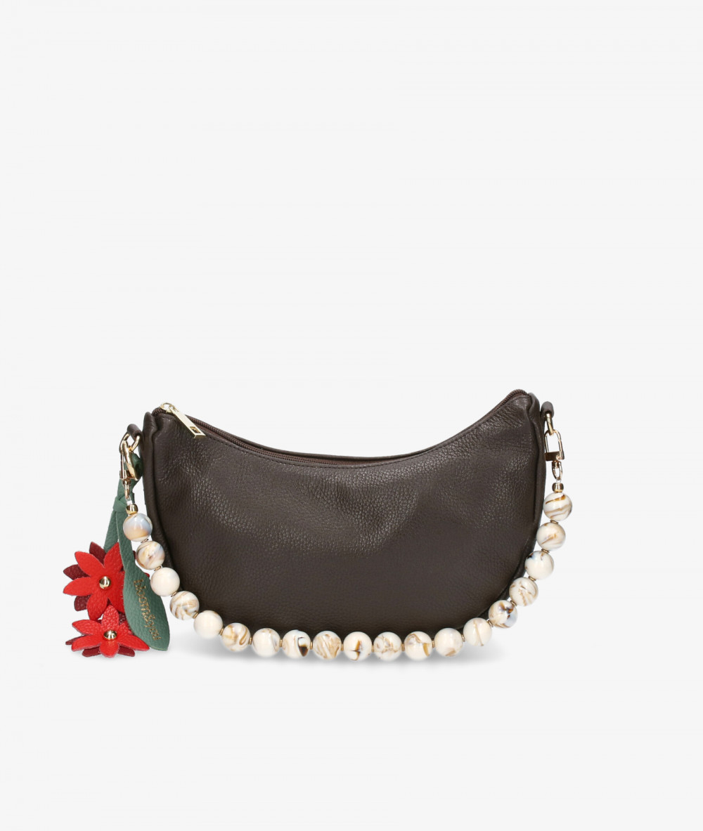 Elevate your look! Our Bag collection a combination of design, quality and comfort for your daily outfits