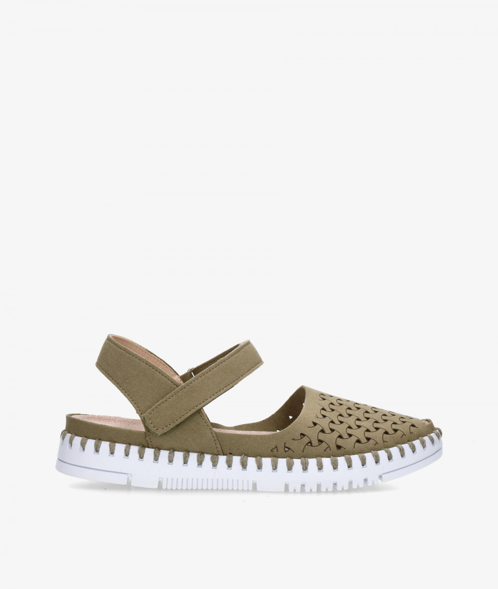 Zapatos planos EOLIGEROS TROMPY en caki