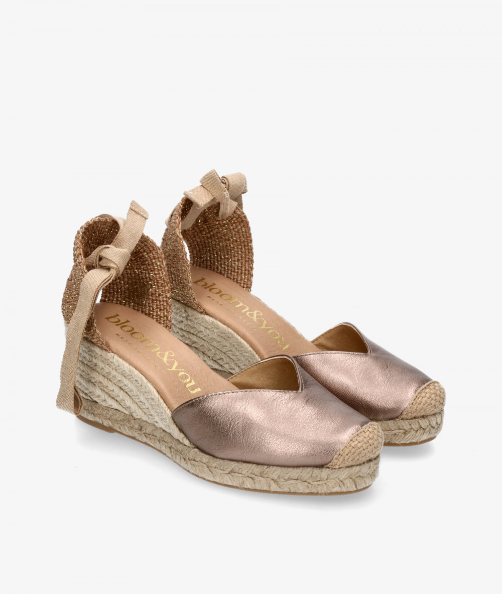 bloom&you Espadrilles  PETUNIA in taupe metallic