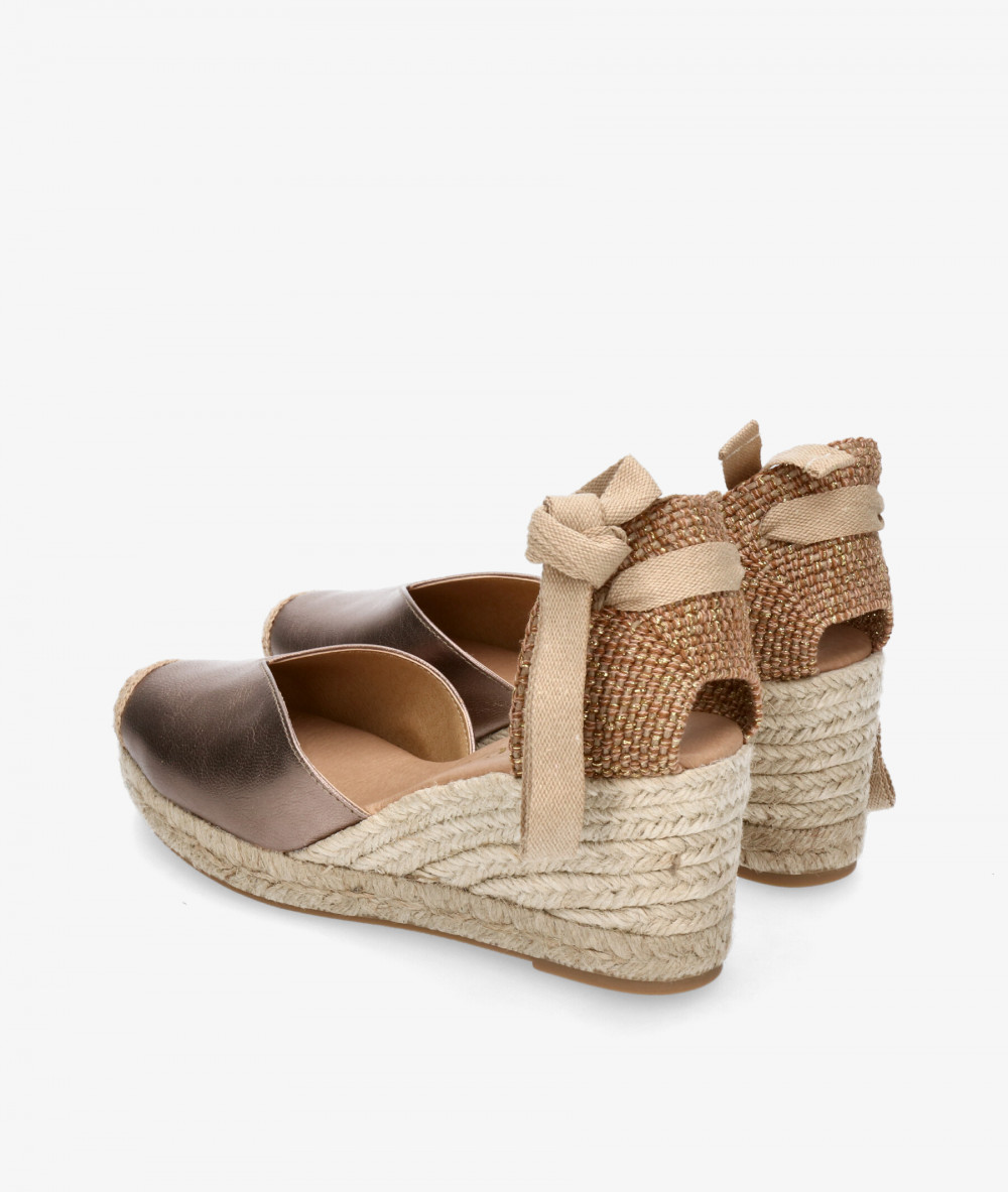 bloom&you Espadrilles  PETUNIA in taupe metallic