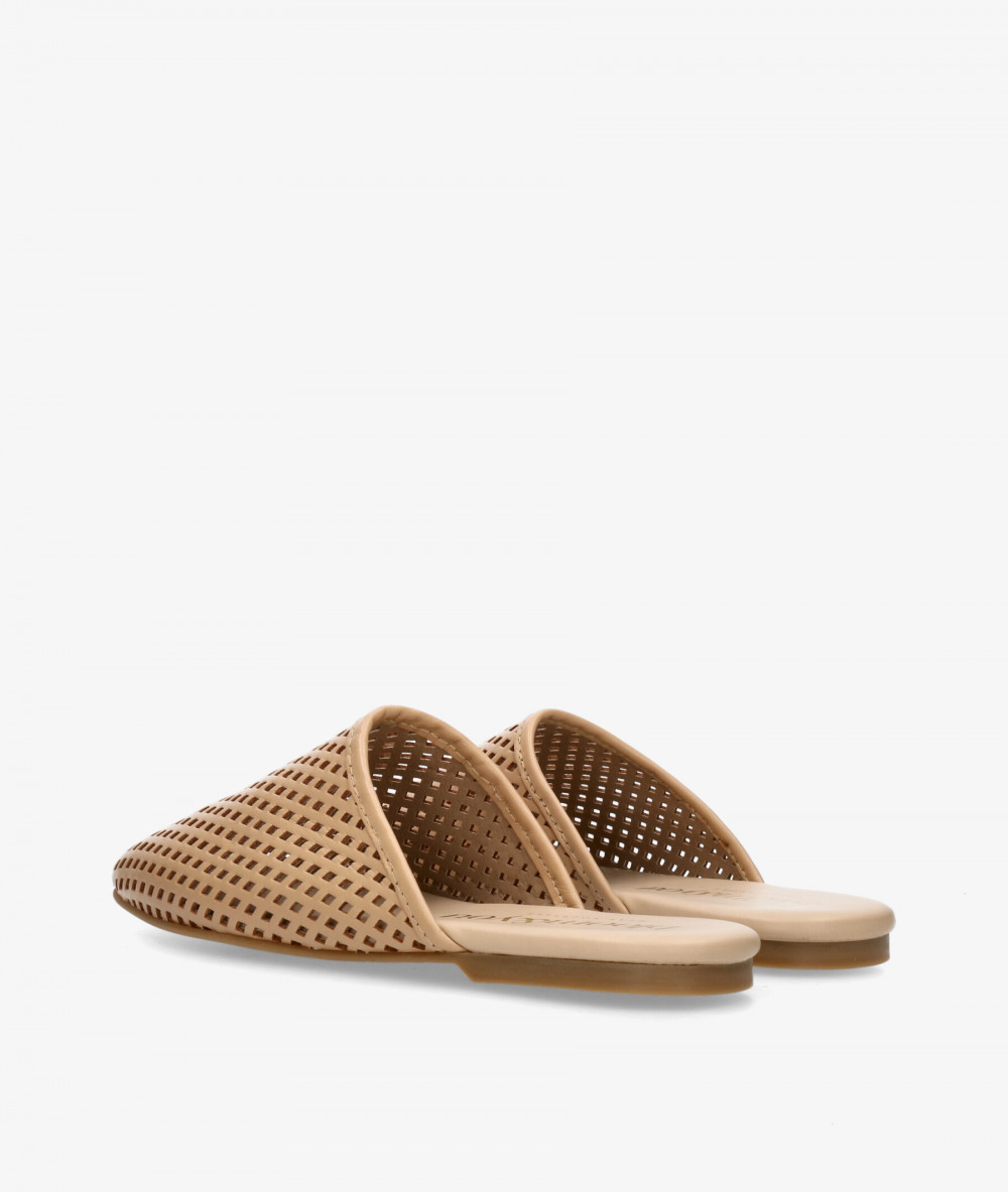 bloom&you Clog shoes JAZMÍN in beige