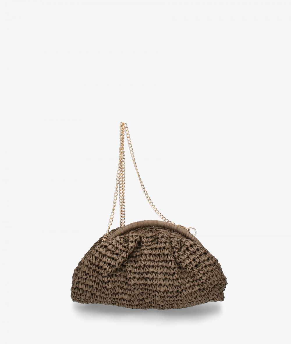 Elevate your look! Our Clutch bag collection a combination of design, quality and comfort for your daily outfits