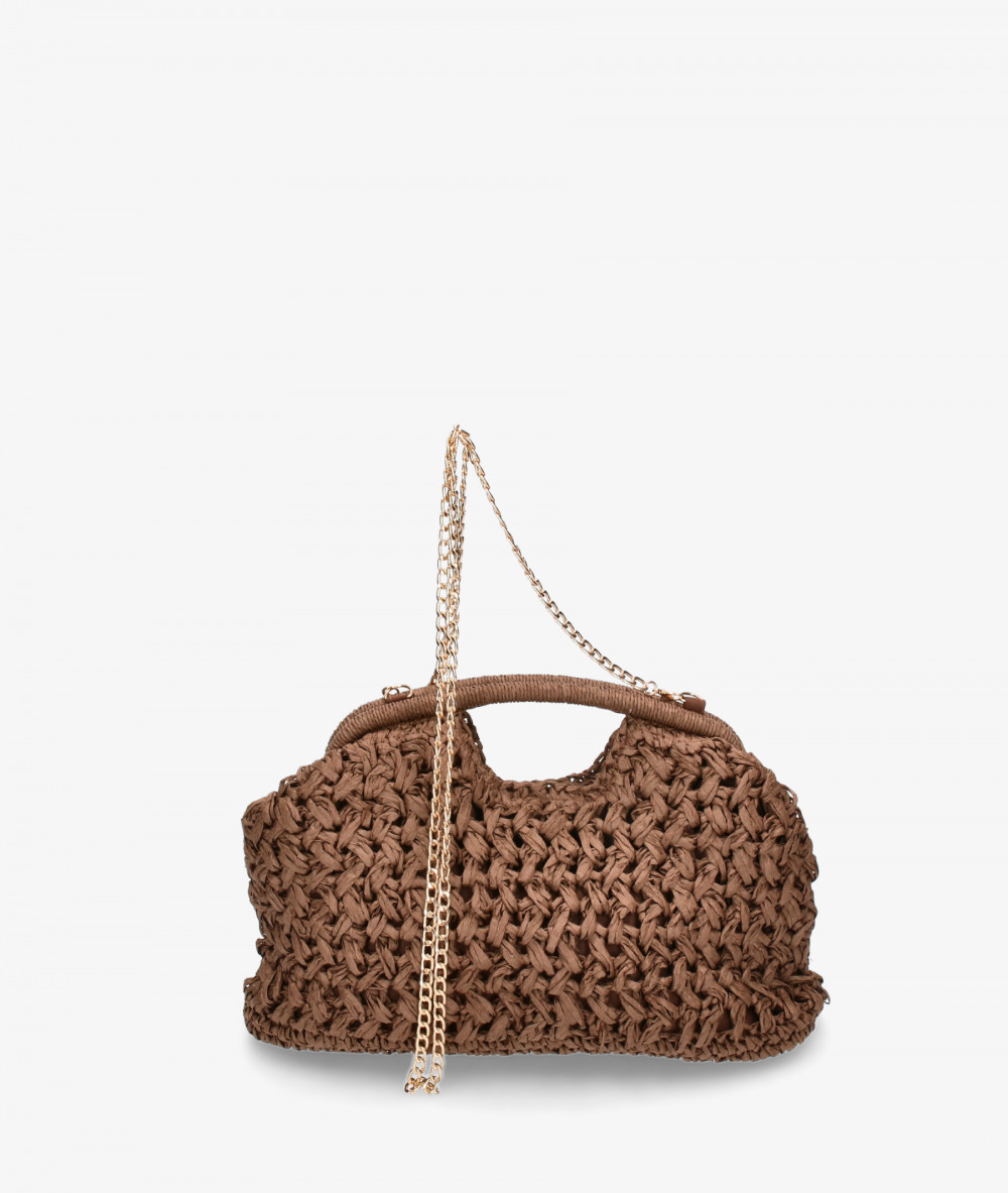 Elevate your look! Our Clutch bag collection a combination of design, quality and comfort for your daily outfits