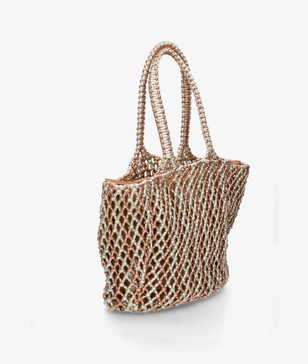 Elevate your look! Our Bag collection a combination of design, quality and comfort for your daily outfits