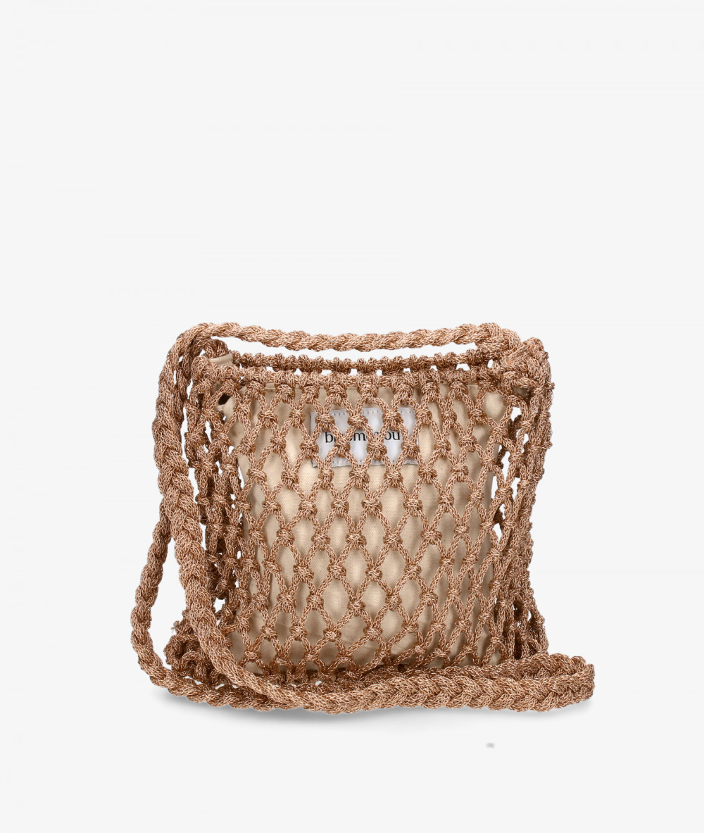 Elevate your look! Our Bag collection a combination of design, quality and comfort for your daily outfits