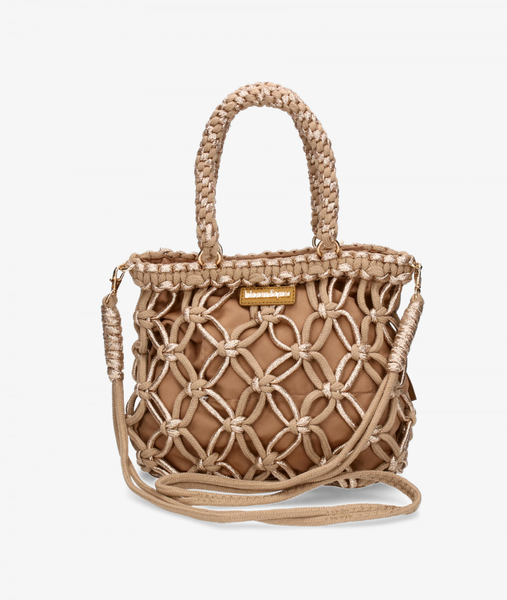 Elevate your look! Our Bag collection a combination of design, quality and comfort for your daily outfits