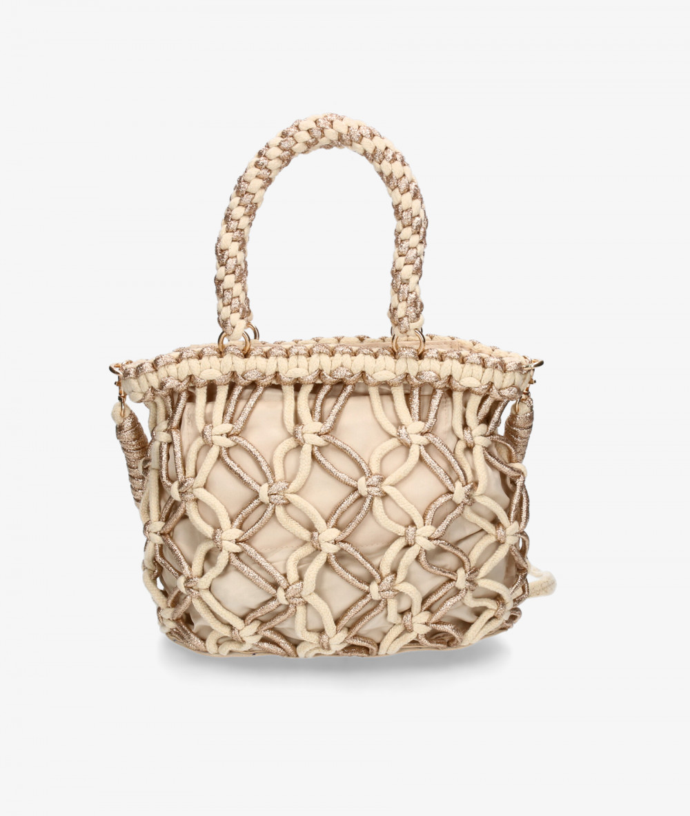 Elevate your look! Our Bag collection a combination of design, quality and comfort for your daily outfits