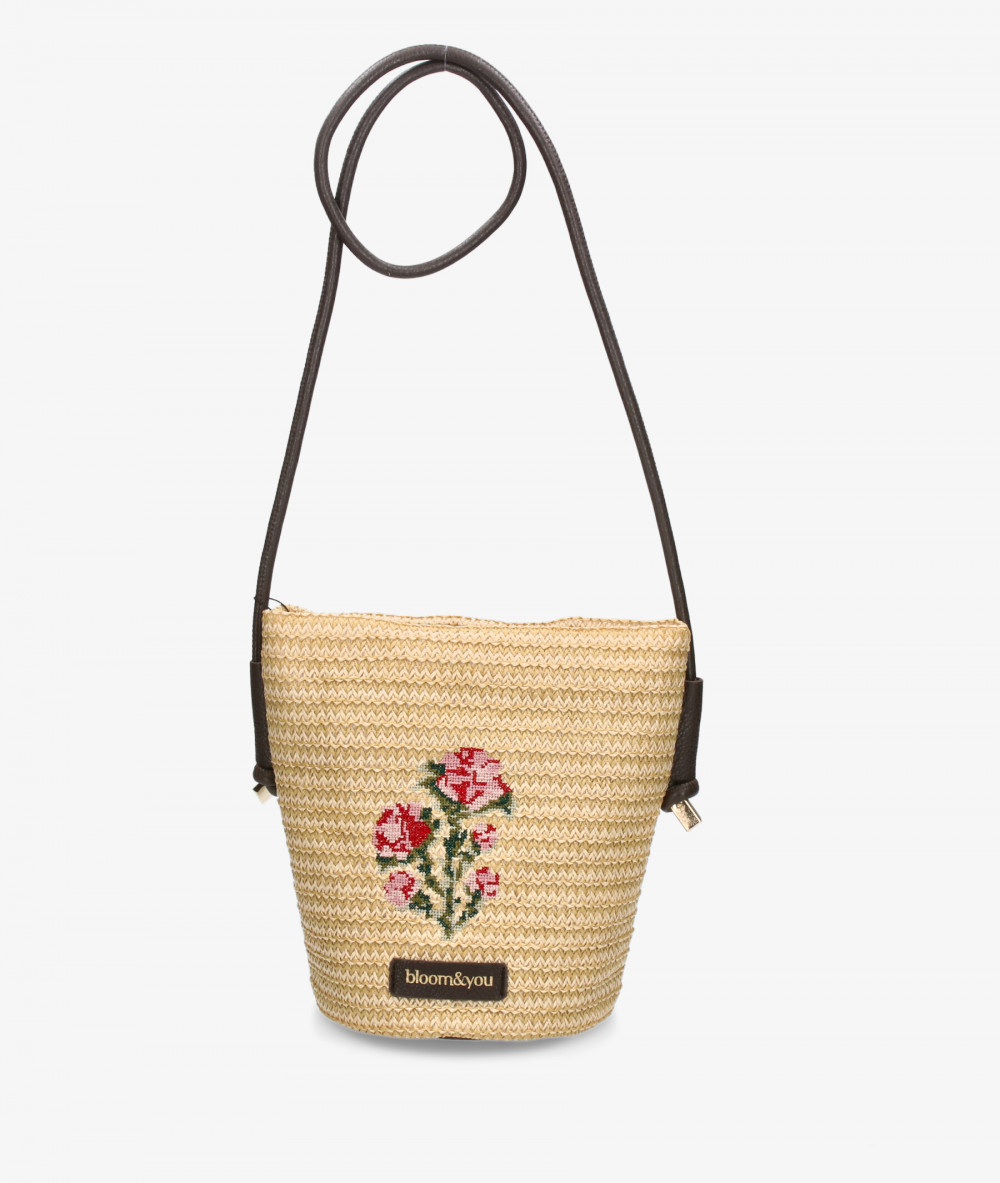 Elevate your look! Our Bag collection a combination of design, quality and comfort for your daily outfits