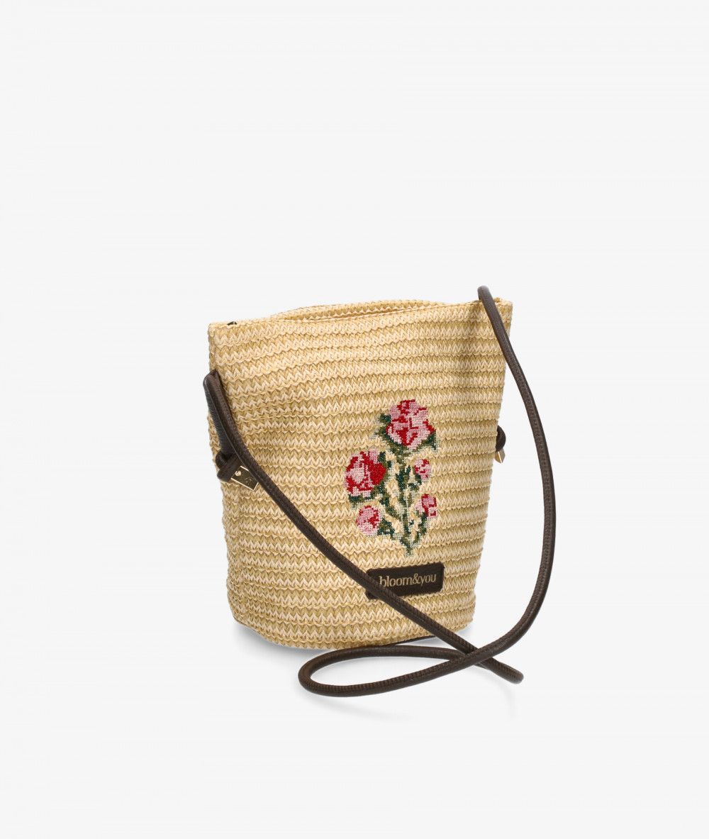 Elevate your look! Our Bag collection a combination of design, quality and comfort for your daily outfits