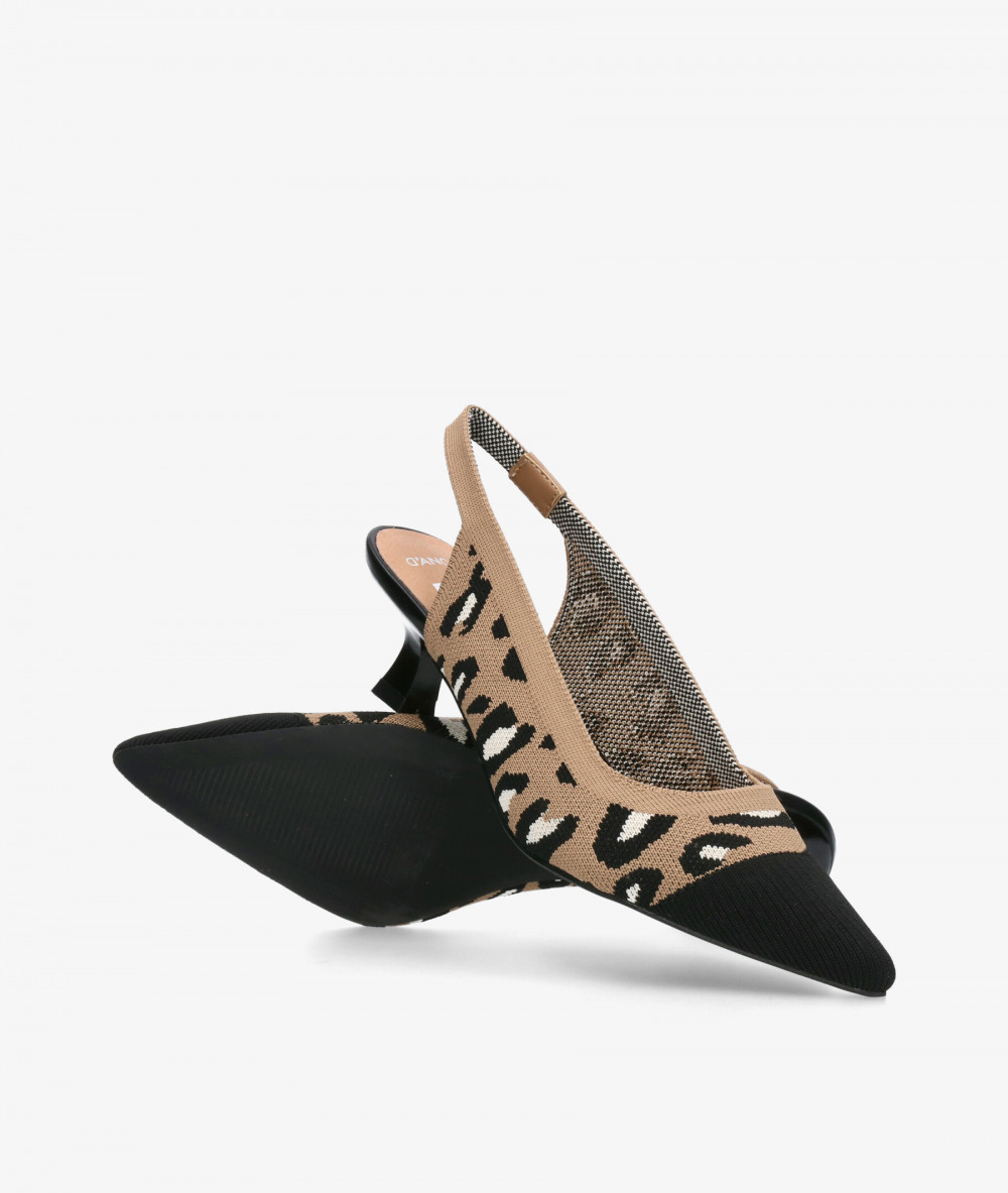 D'angela Dress medium heel shoes 30629 in leopard print