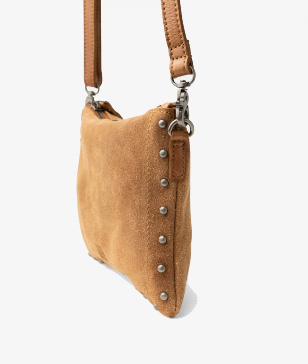 Elevate your look! Our Bag collection a combination of design, quality and comfort for your daily outfits