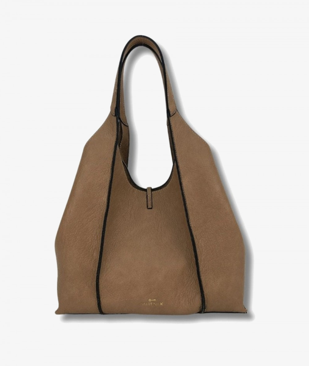 Elevate your look! Our Bag collection a combination of design, quality and comfort for your daily outfits