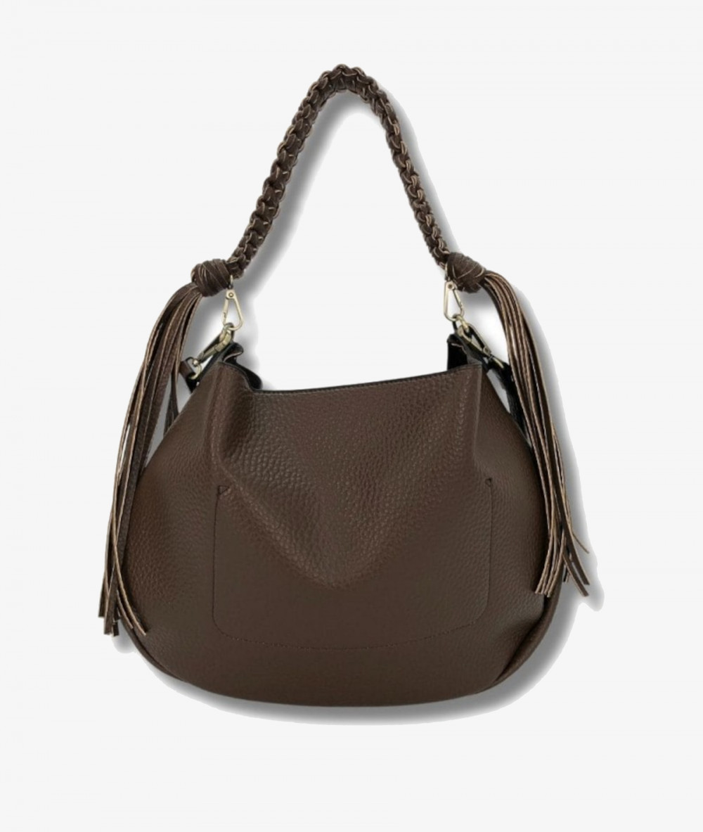 Elevate your look! Our Bag collection a combination of design, quality and comfort for your daily outfits