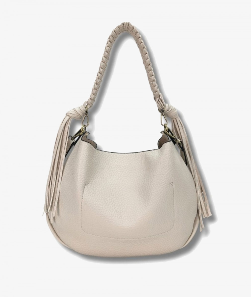 Elevate your look! Our Bag collection a combination of design, quality and comfort for your daily outfits