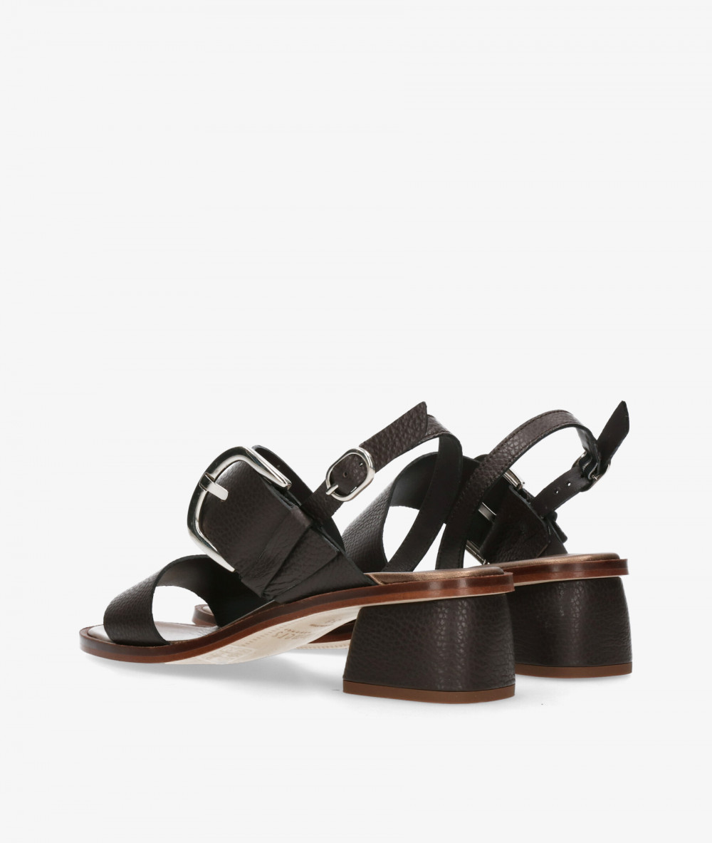 Sandalias pabloochoa.shoes  3103 en marrón