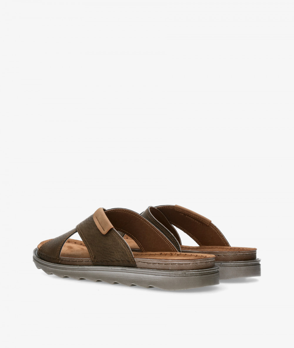 Sandalias INBLU  BU18 en marrón