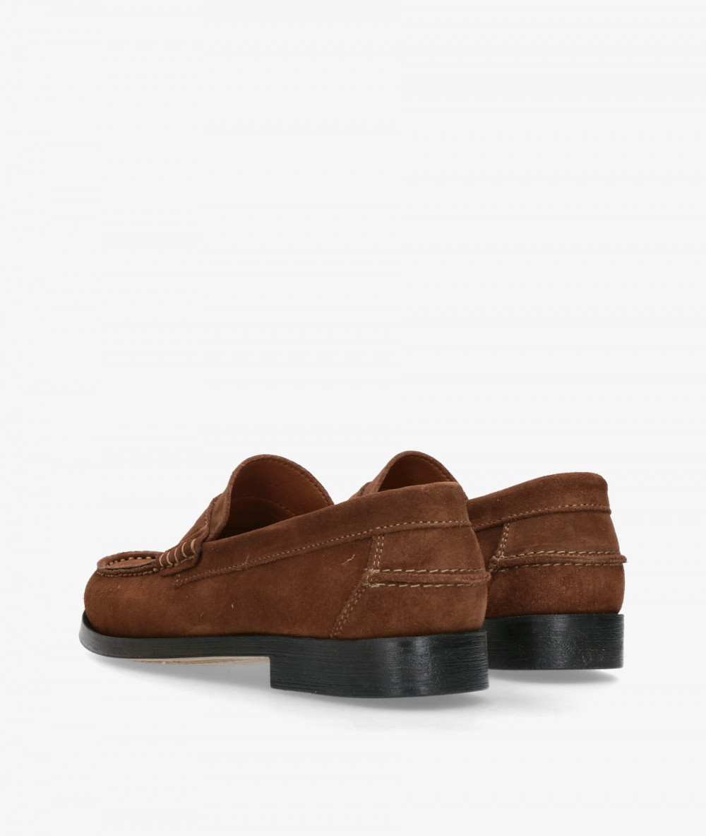 Zapatos de vestir Traveris 93000 en serraje cuero