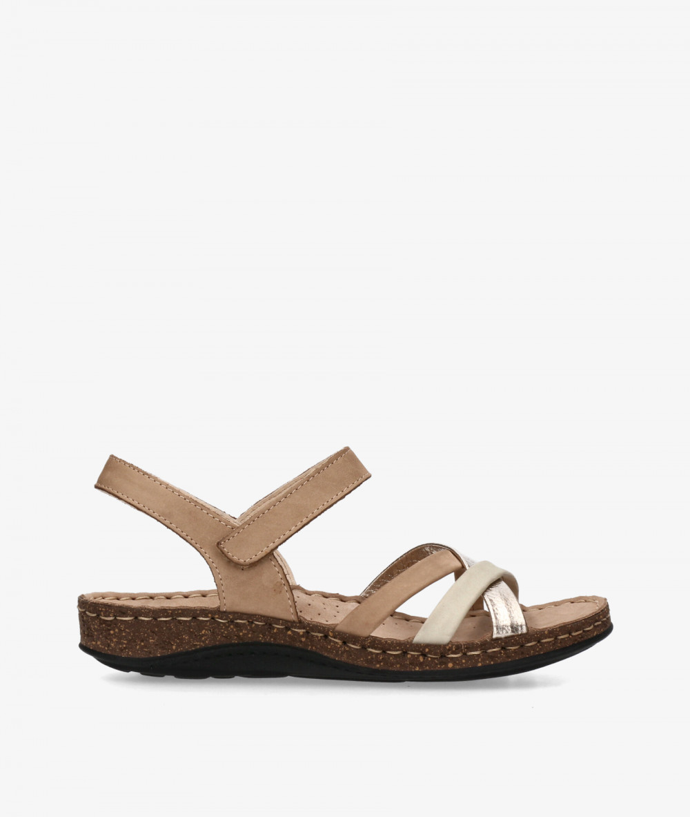 Sandalias Walk & Fly  3861-40944 en nobuck beige