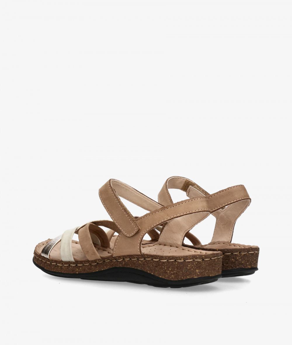 Sandalias Walk & Fly  3861-40944 en nobuck beige