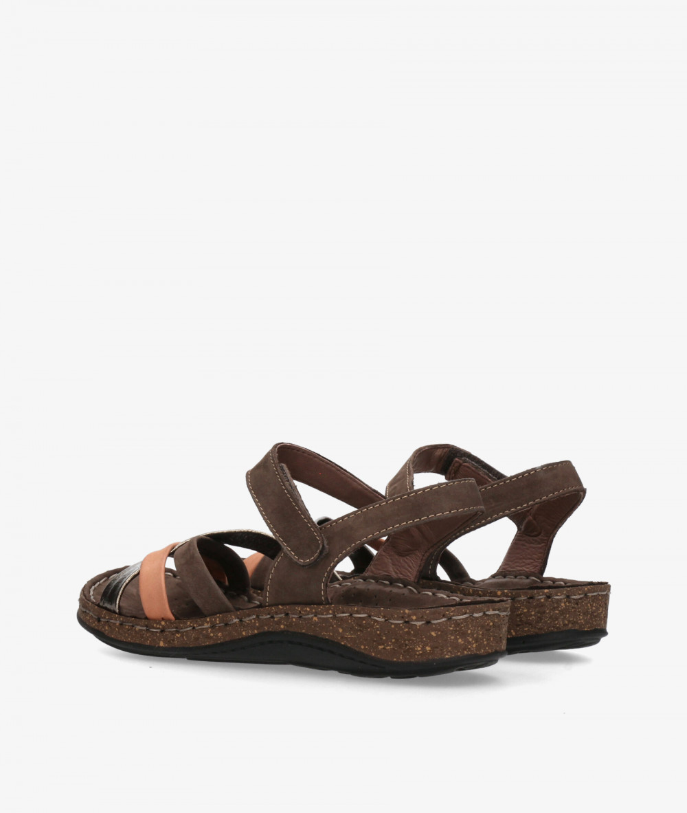 Sandalias Walk & Fly  3861-40944 en nobuck marrón