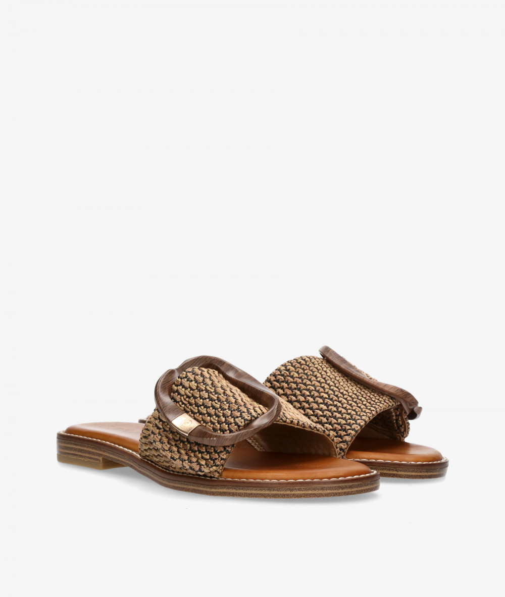 Sandalias Carmela  163161 en camel