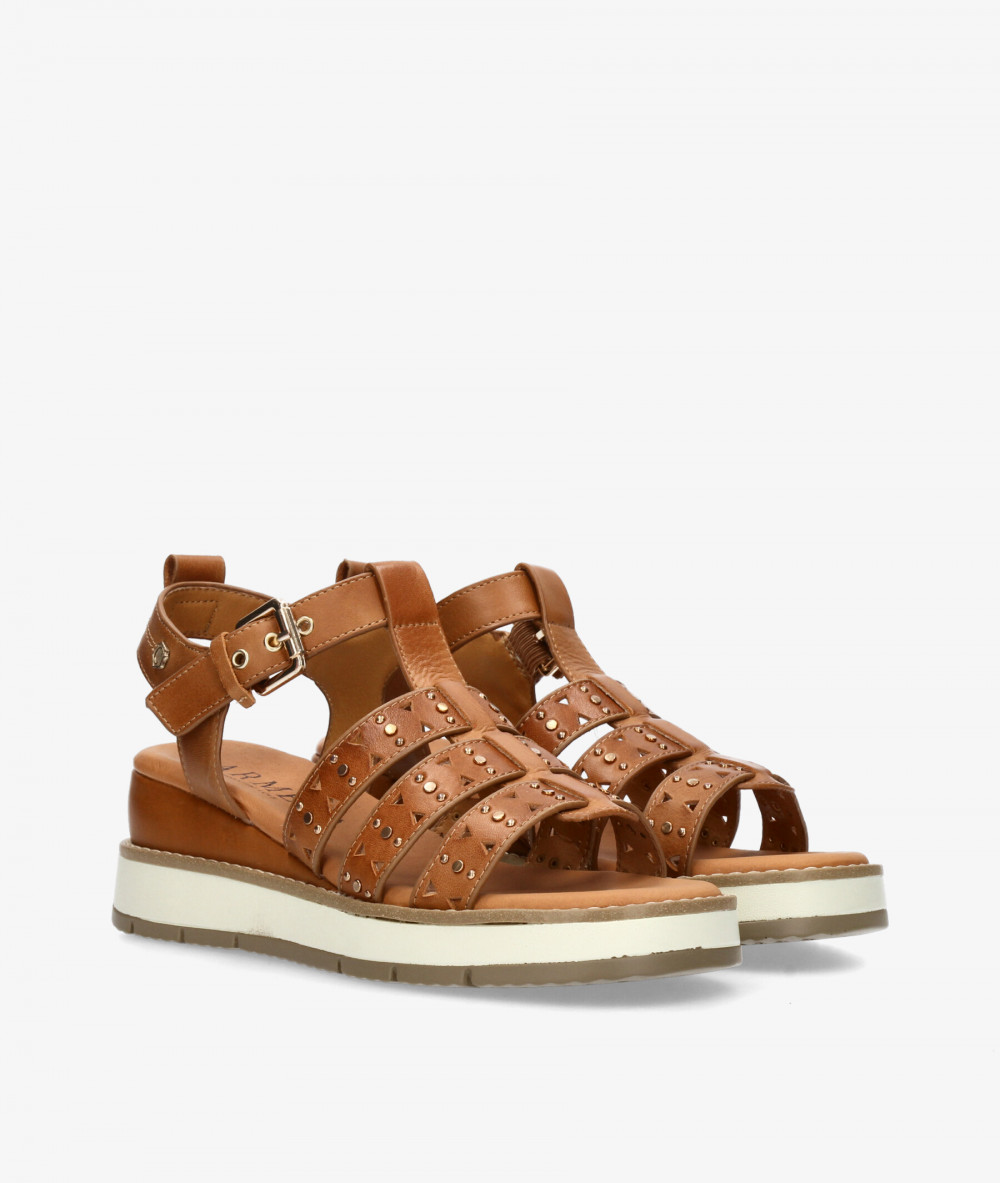 Sandalias Carmela  163252 en camel