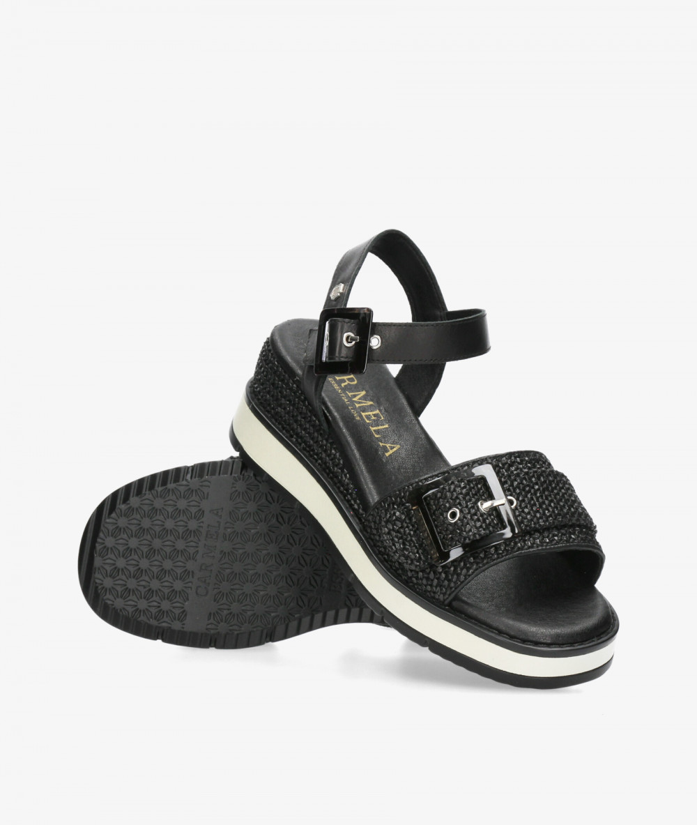 Sandalias Carmela  163217 en negro