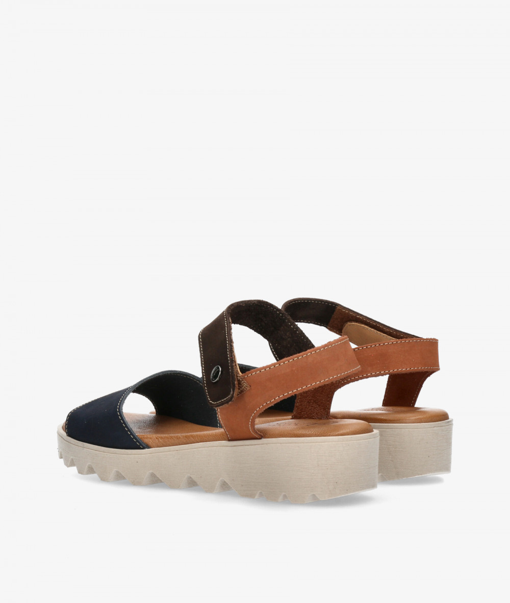 Sandalias Valeria´s  7144 en nobuck azul