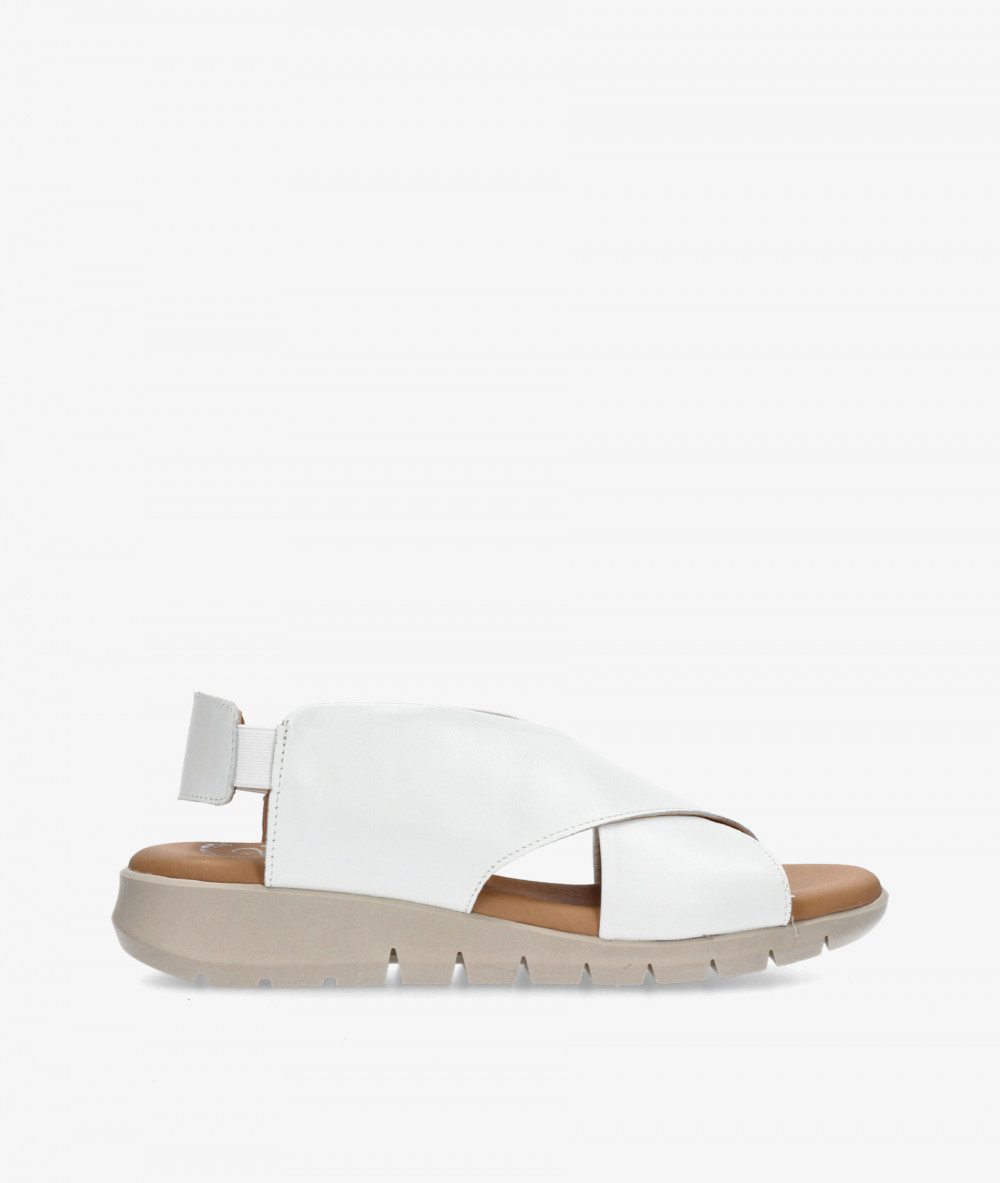 Sandalias Valeria´s  1023 en blanco