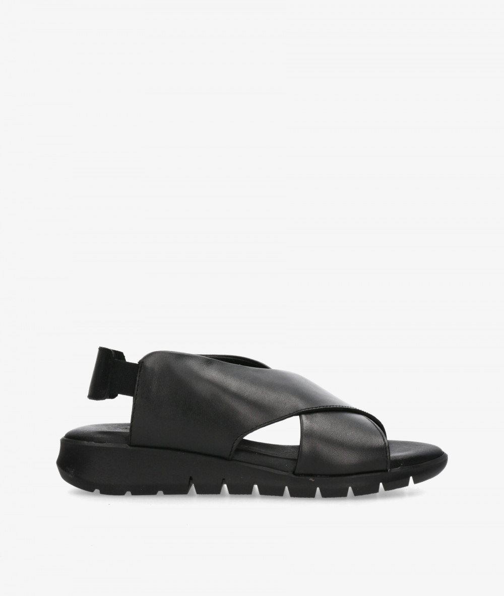 Sandalias Valeria´s  1023 en negro