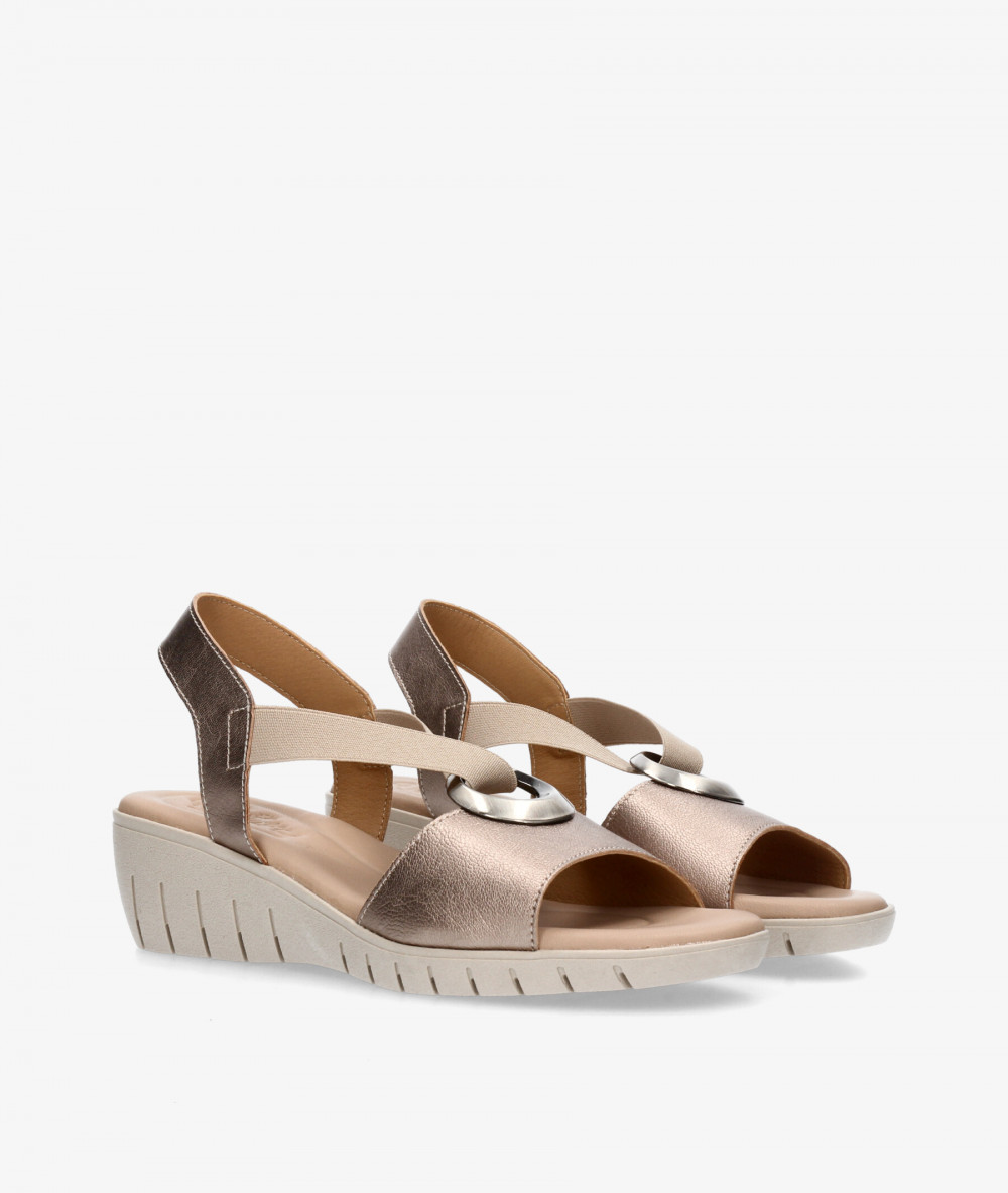 Sandalias Valeria´s  1004 en taupe metalizado