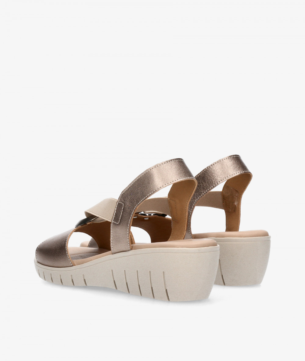 Sandalias Valeria´s  1004 en taupe metalizado
