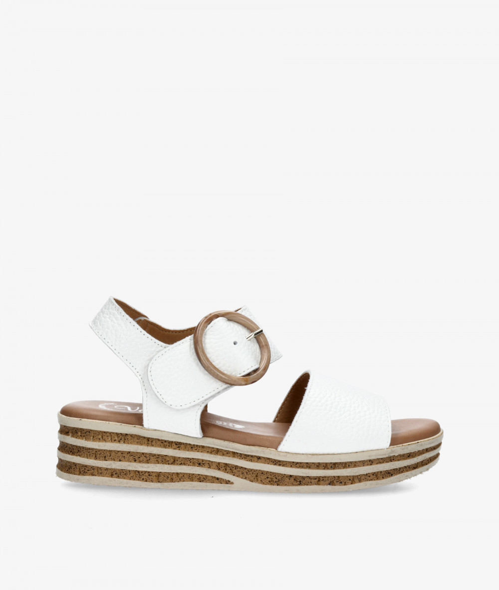 Sandalias Valeria´s  1946 en blanco