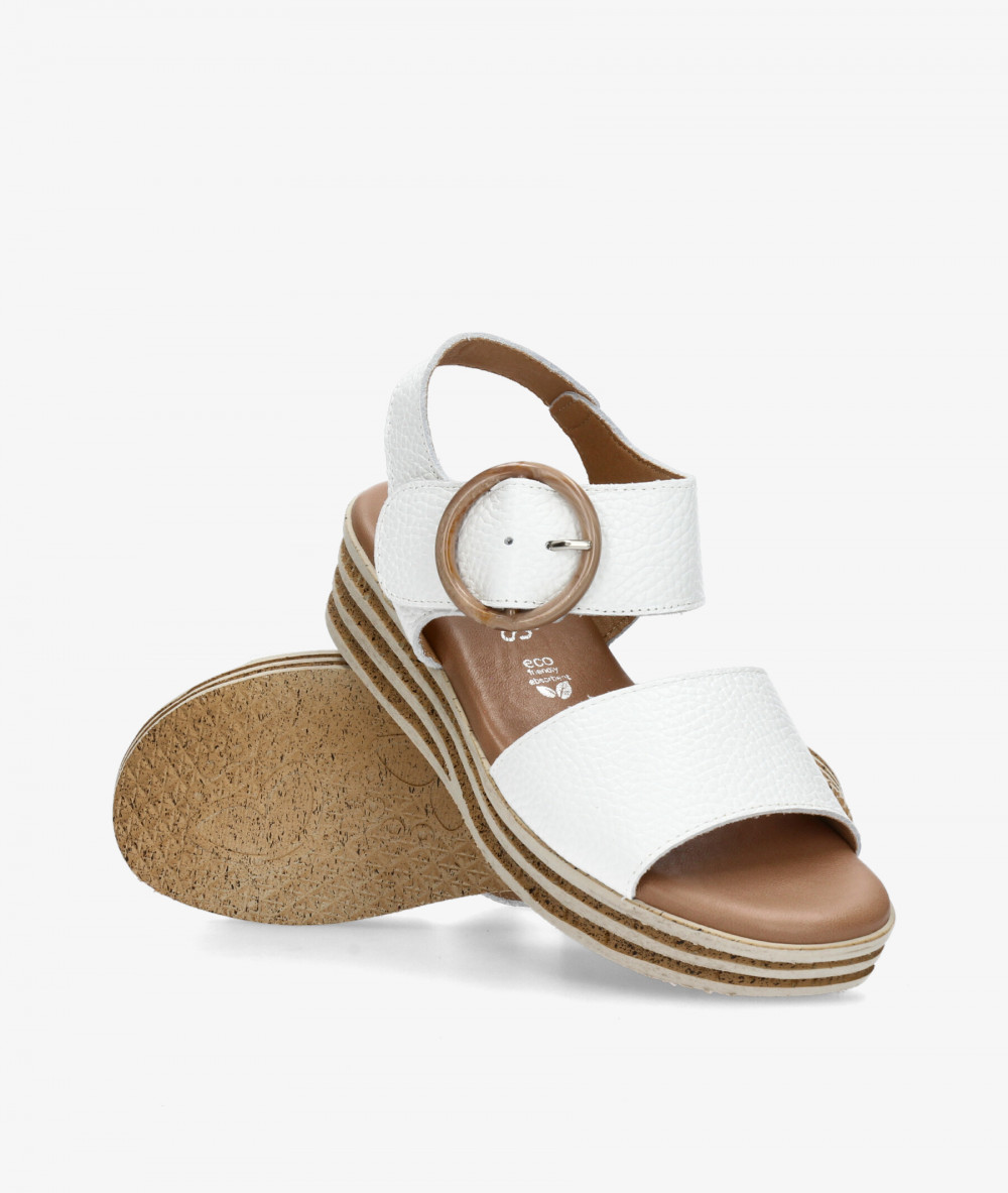 Sandalias Valeria´s  1946 en blanco