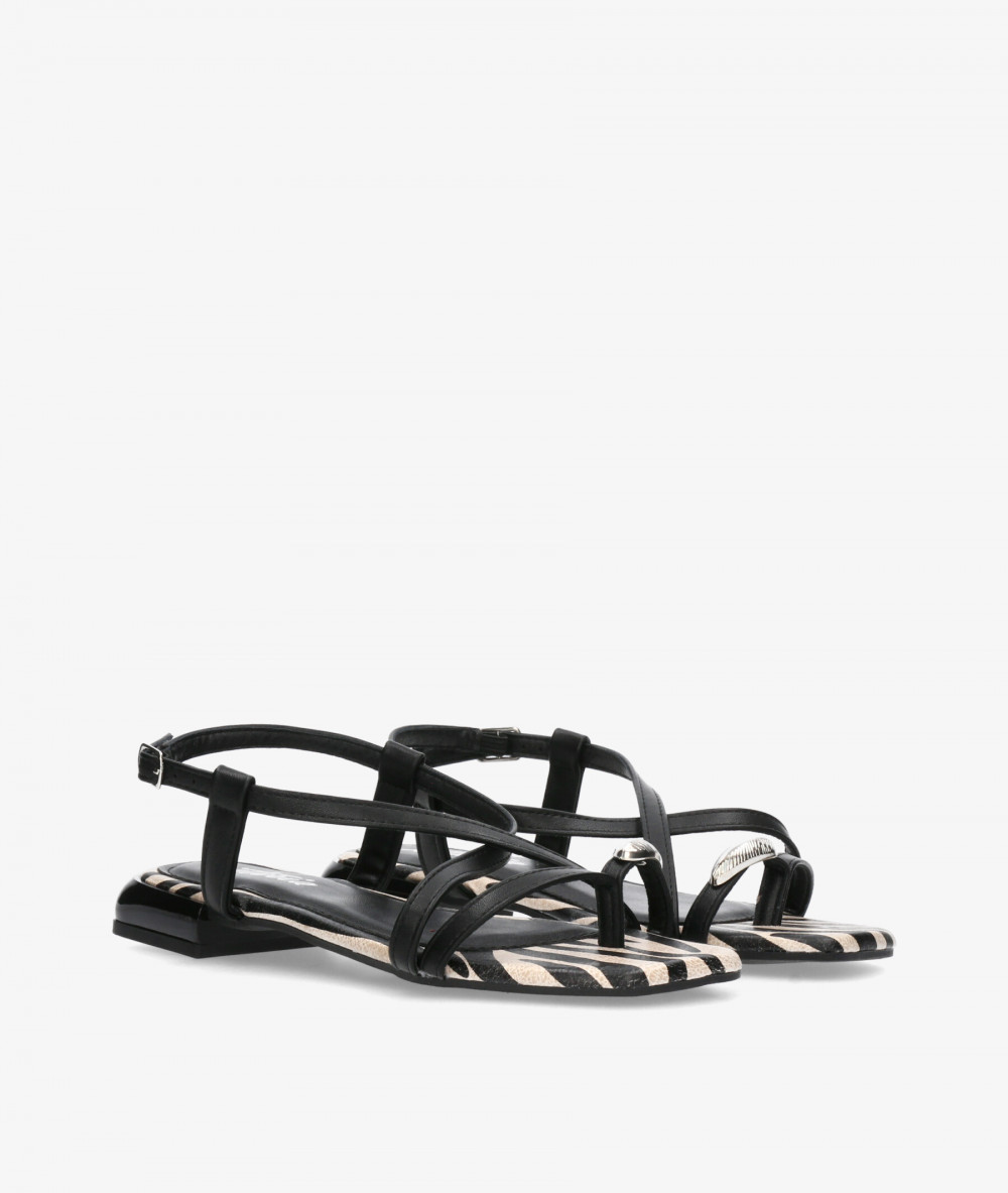 Sandalias ISTERIA  1104 en negro