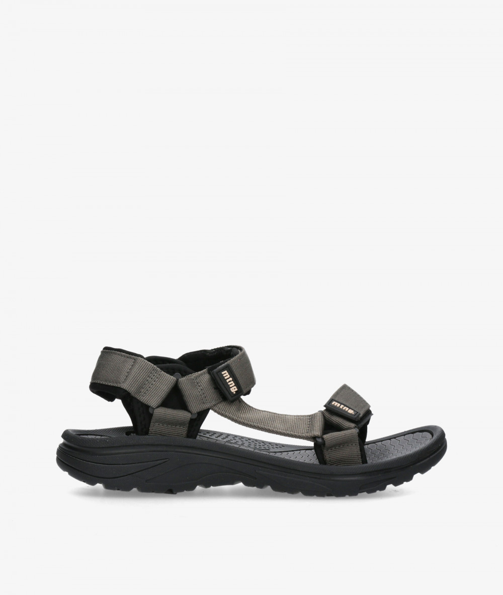 Sandalias Mustang  84660 en gris