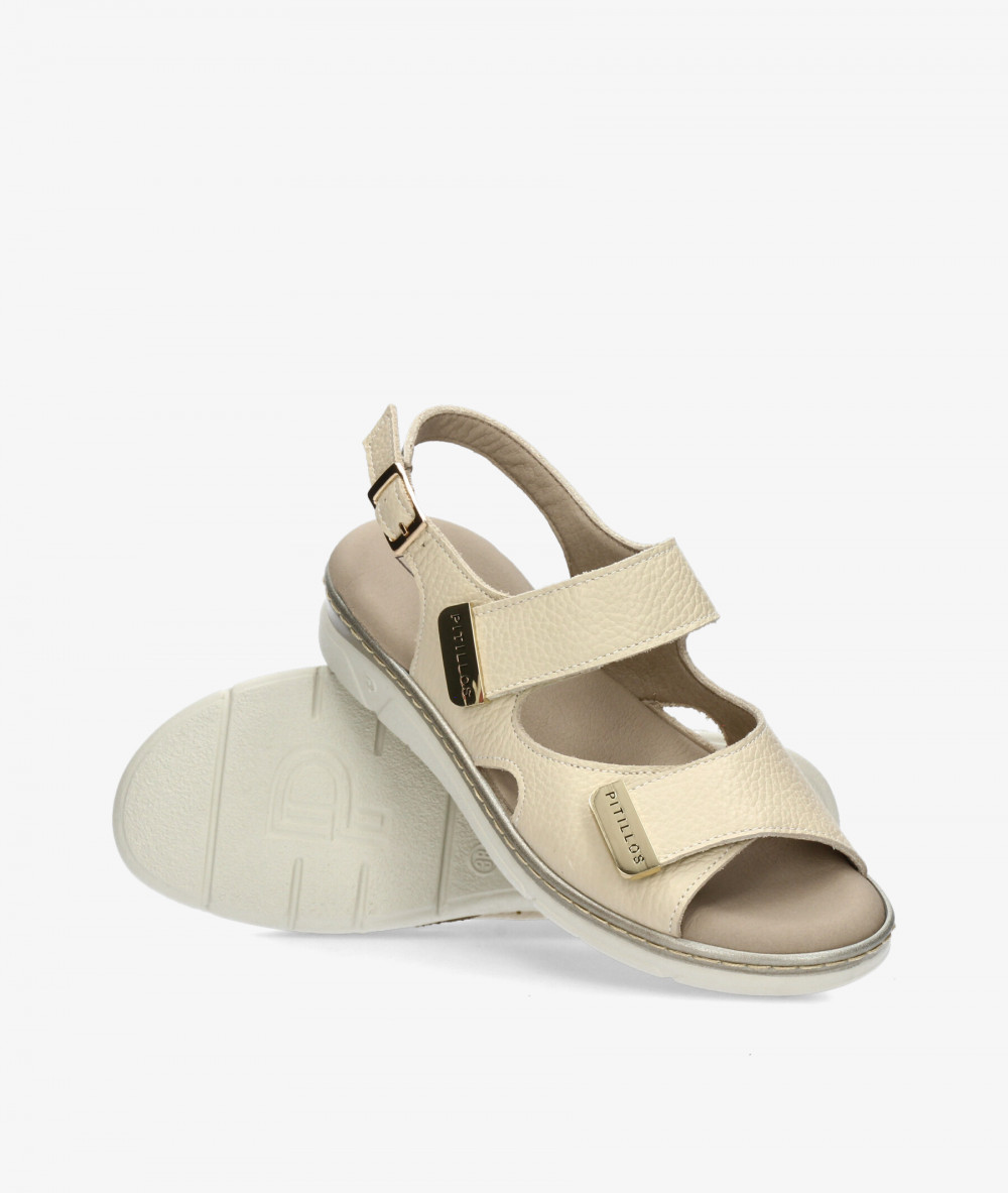 Sandalias Pitillos  11000 en beige