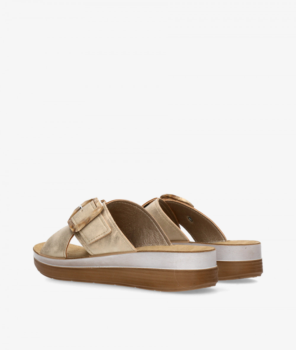 Sandalias INBLU  FT20 en oro