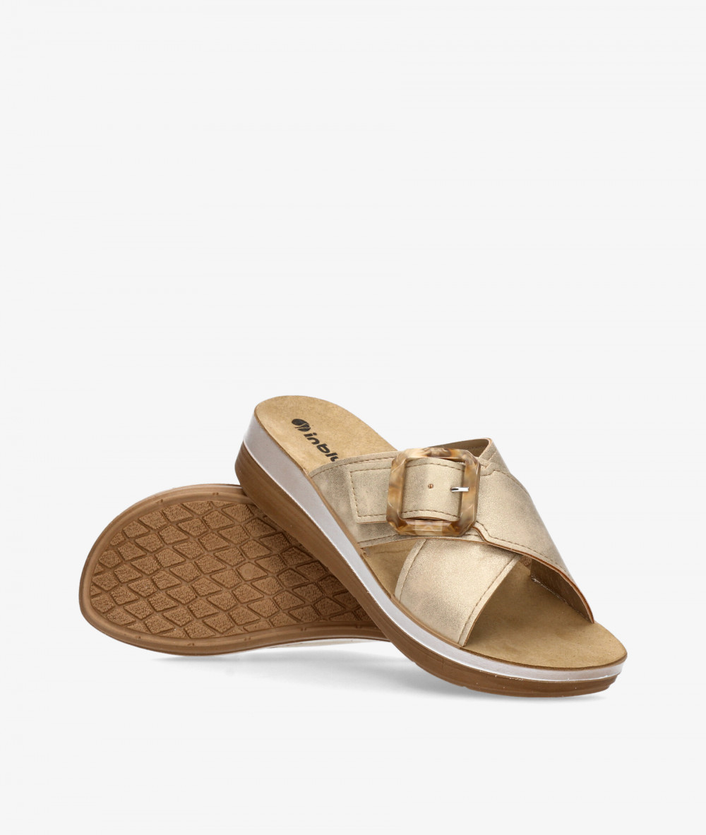 Sandalias INBLU  FT20 en oro