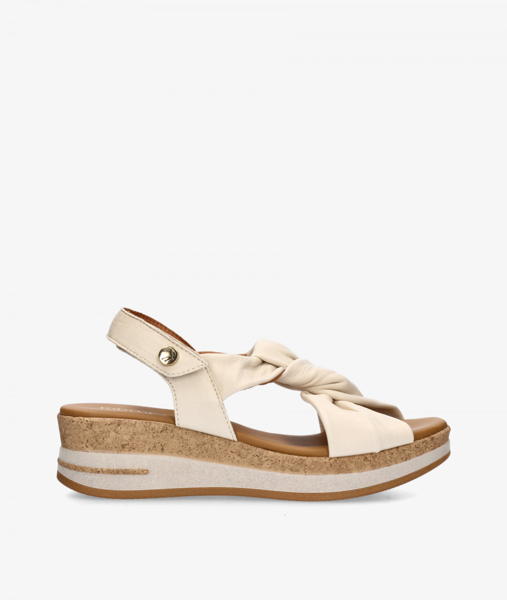 Sandalias Paula Urban  35-335 en hueso