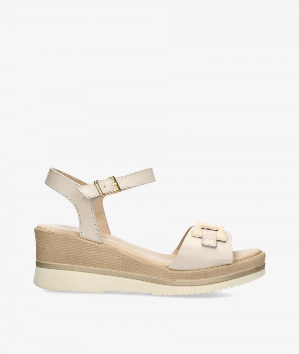 Sandalias Kénnebec  1008 en hueso