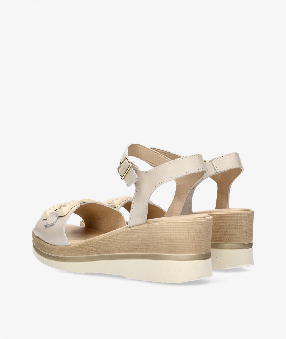 Sandalias Kénnebec  1008 en hueso