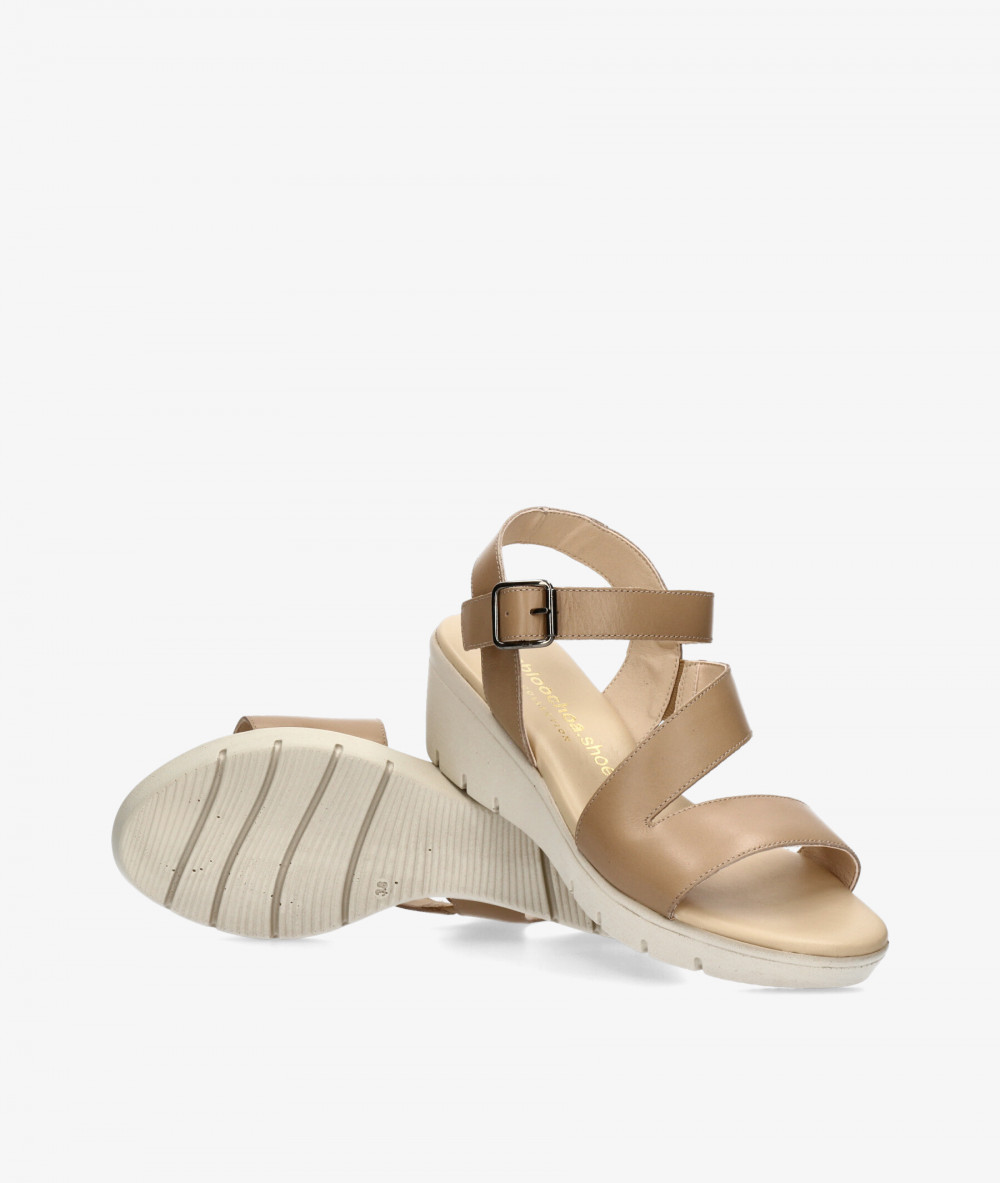 Sandalias pabloochoa.shoes  825-C en camel