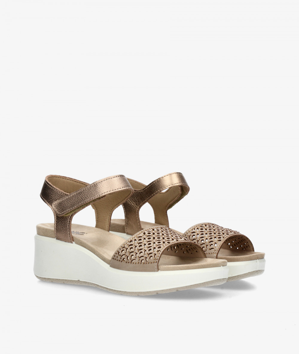 Sandalias Imac  109030 en serraje taupe