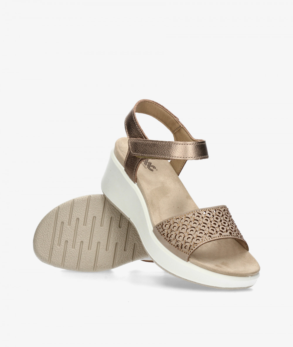 Sandalias Imac  109030 en serraje taupe