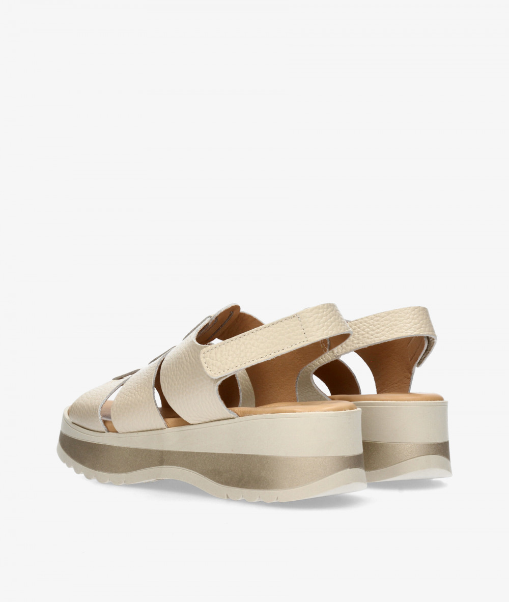Sandalias Valeria´s  2620 en beige