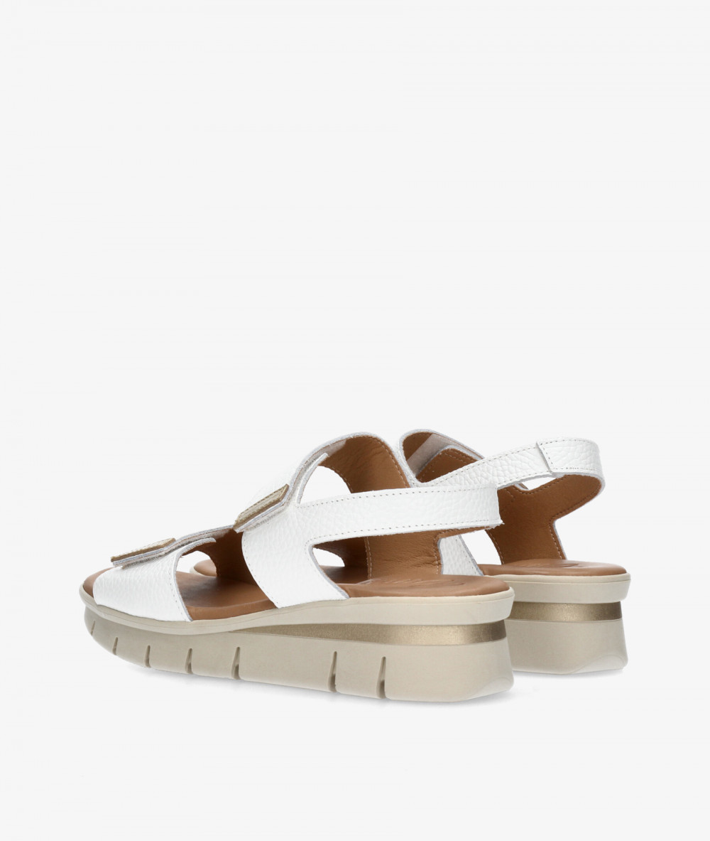 Sandalias Valeria´s  2606 en blanco