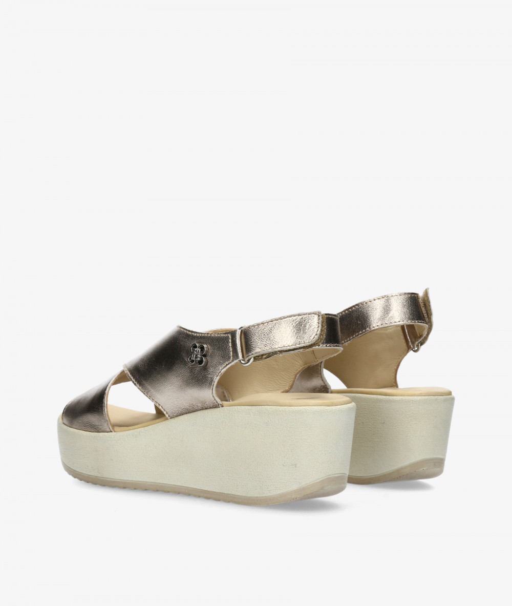 Sandalias St. Gallen  JULIE 01 en oro